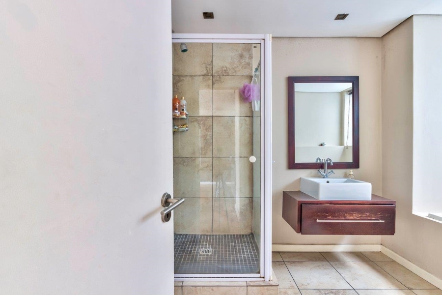 1 Bedroom Property for Sale in Cape Town City Centre Western Cape